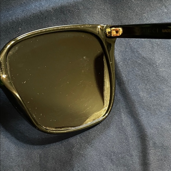 Gucci Sunglasses - Picture 12 of 16